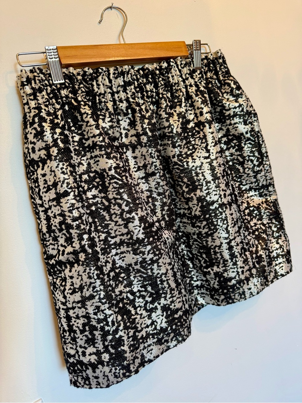 JCrew Black Silver Metallic Patterned Women’s Elastic Waist Mini Skirt Sz 8